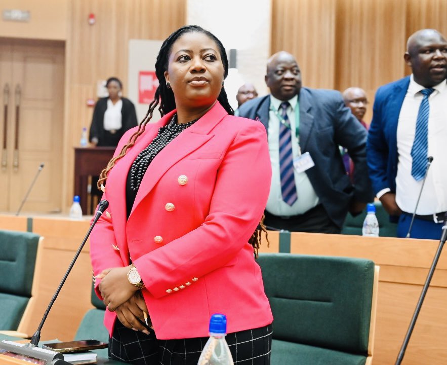 If focus was a person, it has to be this woman. She knows what she wants and she is going after it without apology. Her focus and consistency on environment issues has impressed me. I hope she will continue to deliver.