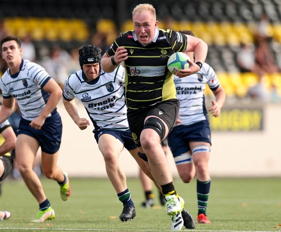 Tartan Touch - Melrose 🐝 📍Battery Dyke ⏰ 7pm 📆 Thursday Evenings 🔗 buff.ly/4bPJR8N