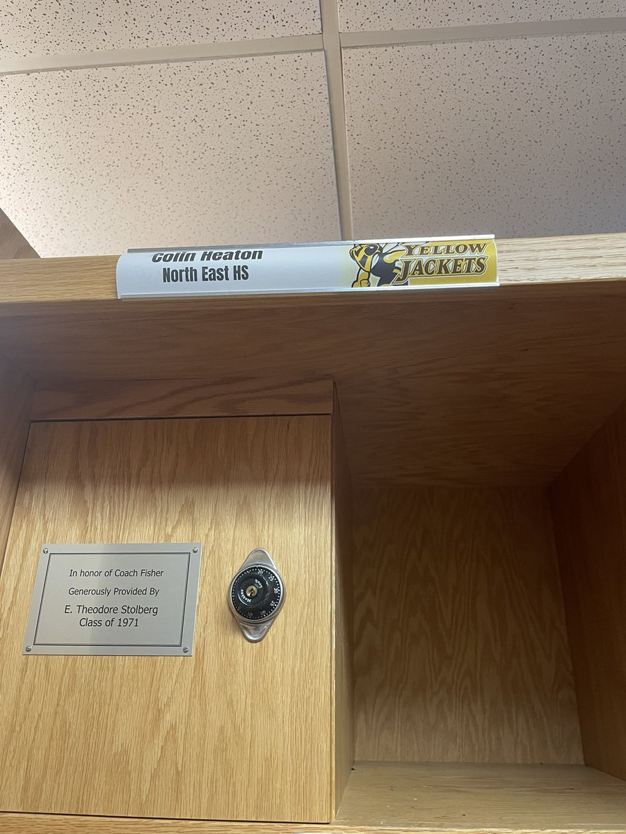 ColinHeaton4's tweet photo. Thank you @BWYJFootball for the junior day invite. Awesome experience! @NEpickerpride @BWYJFootball https://t.co/eCavhNY98t
