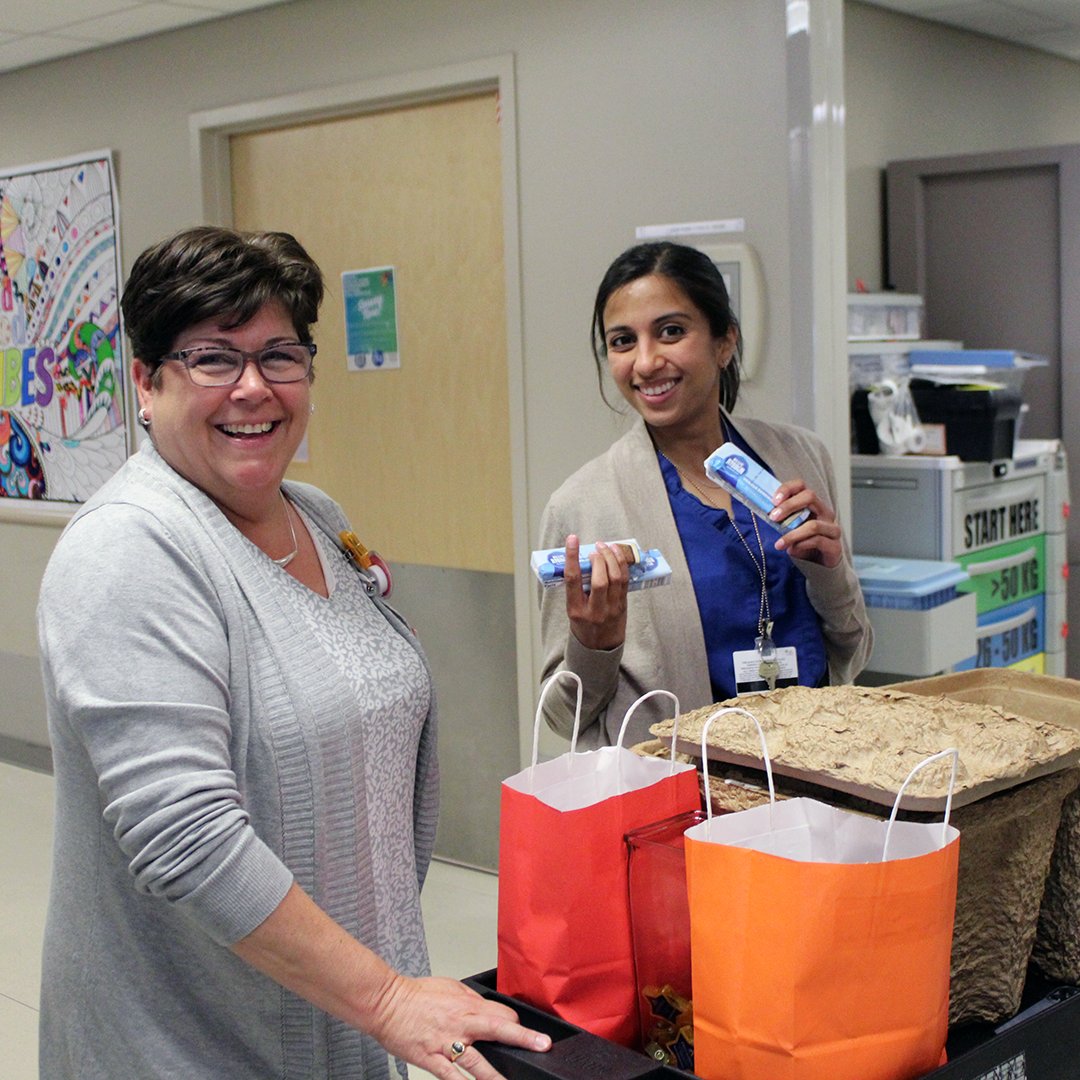 Last week, Dawn Luzetsky, Senior Director and Associate CNO for Pediatric Nursing, and Brad Detwiler, Nursing Administrator, made rounds at the Children’s Center and passed out fun treats for #HospitalWeek 🏥 Check out some pictures from their special visit! #WeAreHealthcare