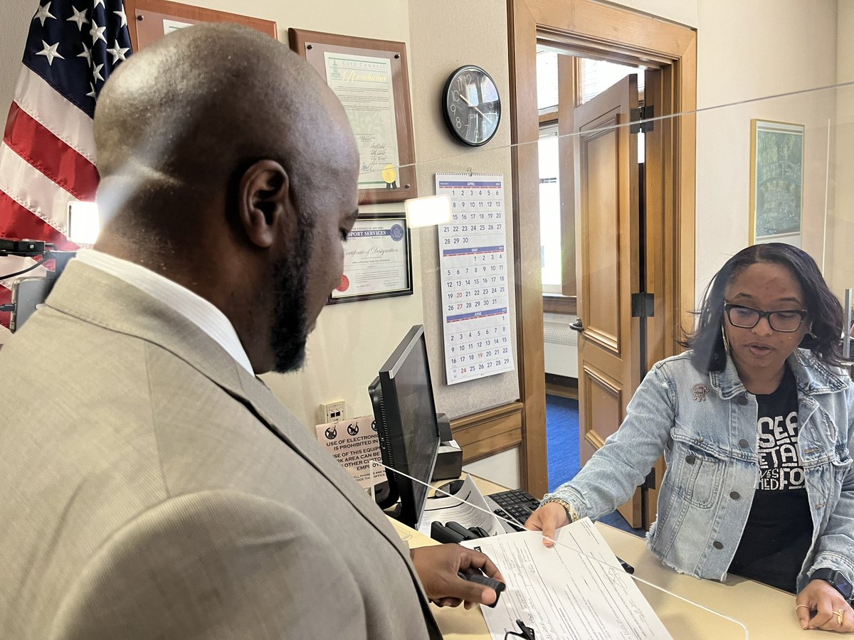 Former Oakland Police Chief, LeRonne Armstrong, officially filed paperwork this morning to run for City Council At-Large. Armstrong, a 24 yr veteran with OPD, was fired last year by Mayor Thao and is currently suing the city for wrongful termination. @nbcbayarea