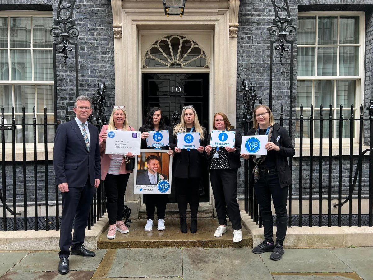 heidi_katrina's tweet photo. Great to see some of our fellow #VIBUK campaign group members today in London for @covidinquiryuk this morning and then on to no.10 for a personal letter delivery to the PM. The battle for justice continues on for ALL vaccine injured & bereaved
@VIBUK_Official #REFORM_VDPS 💙 https://t.co/QQszVETmw7