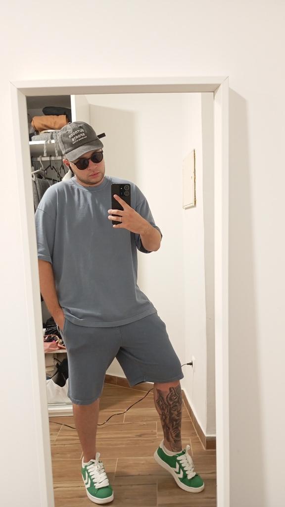 feeetri's tweet image. Hoje eu só queria sentar na cabesssssss 
#HalaMadrid #sex #mamada #feetgay