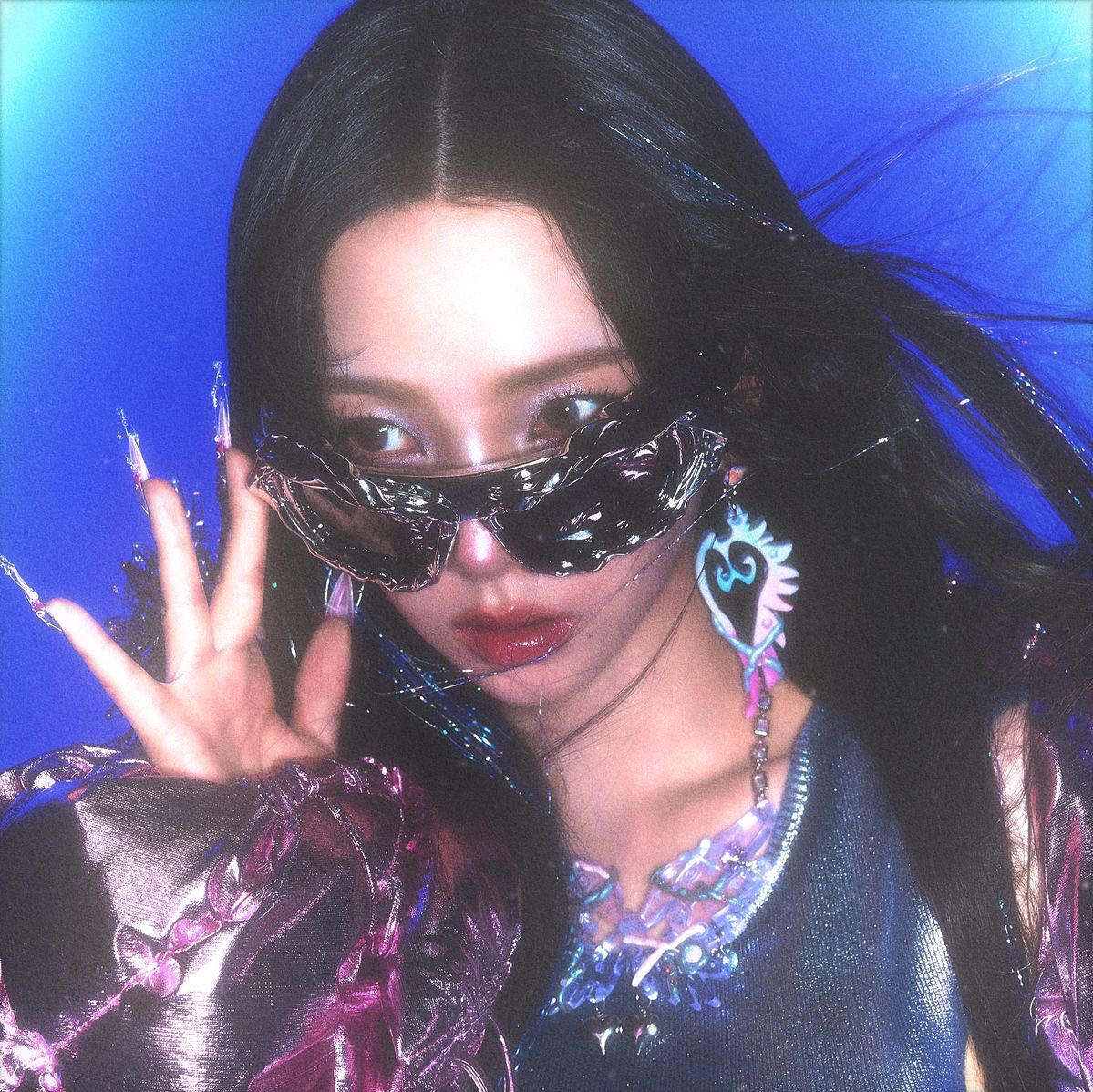 khiawings's tweet image. karina’s most iconic looks

— a thread 🧵