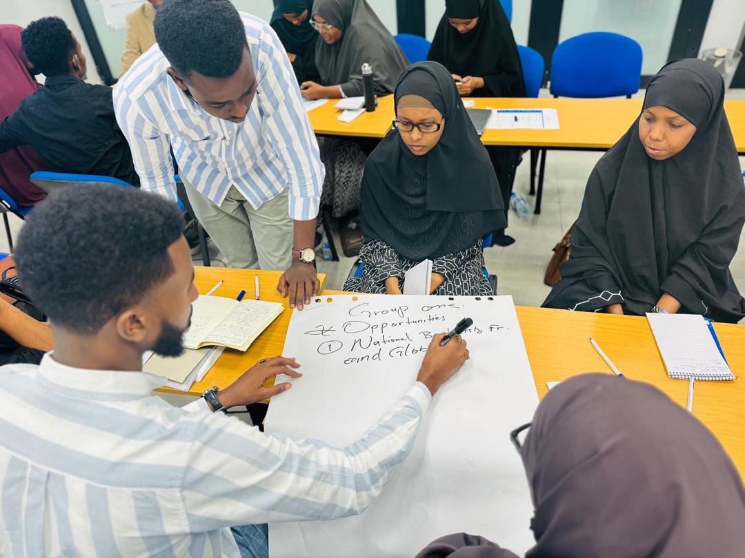 Thrilled to participate in the National Youth Consultation on Biodiversity and the Blue Economy in Somalia. It's inspiring to see so many passionate young minds discussing sustainable solutions for our environment. Happy International Day of Biodiversity! 🌍 #BiodiversityDay24