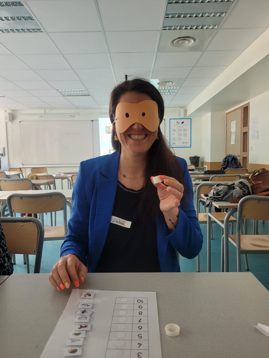 debolarousse's tweet photo. Événement départemental TSA niveau 2 du @ASH_01_ain : un grand merci aux participants du jour, au lycée Carriat pour l’accueil, et aux merveilleux  intervenants @valentinbea @APAJH @EntraideUnion PEP01 et Pôle Autisme 🌈 https://t.co/Lv87HekXa4