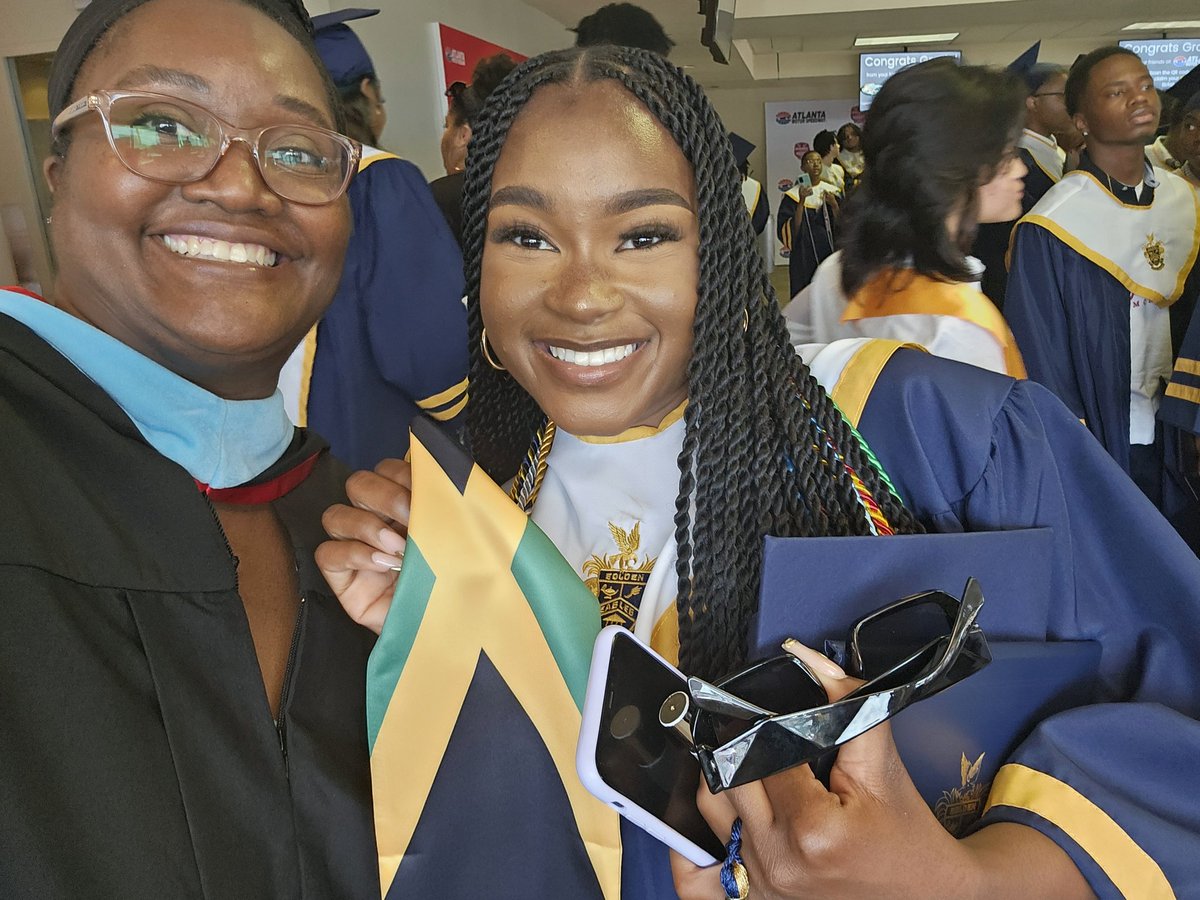 FCulverson's tweet photo. If you know you know.  These Eagles are leaving the nest. I am so excited to see them soar.
@DrKeshaJones1 @Holla_at_Ayala @KindraTukes @MrArnoldtheGol1 @RWilliams_EDS https://t.co/i4oUpcNrt4