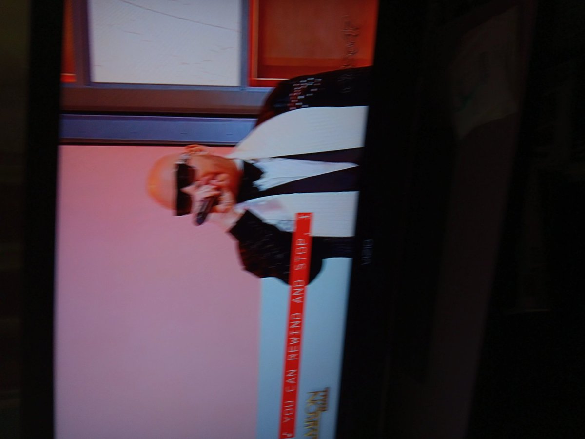 Melodypj4's tweet image. @TamronHallShow  did today with the #rappack. #passthemic #Vegas! #loddiedottie!@