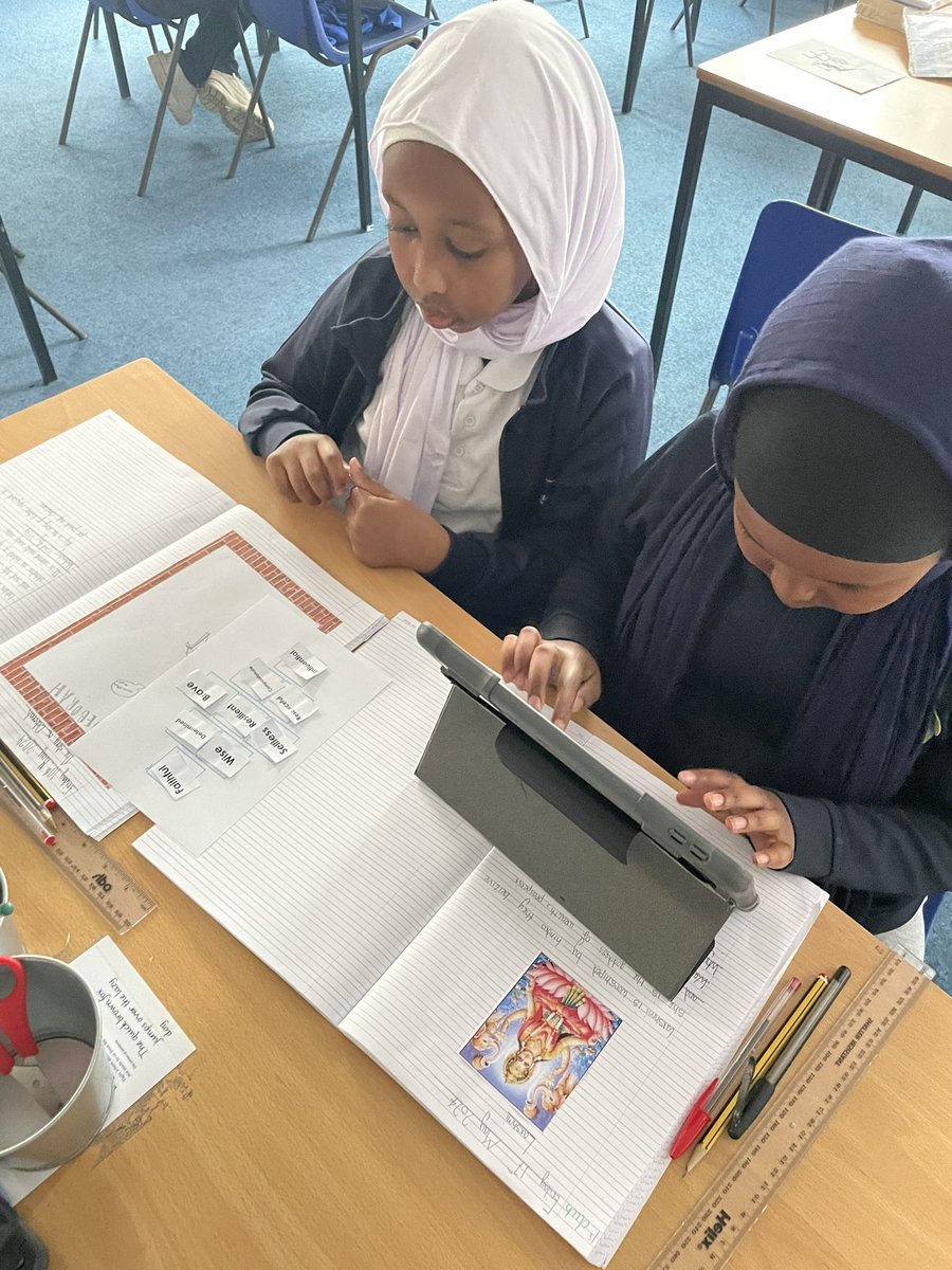 stsilasyear5's tweet photo. 5RS: we worked with our partners today in RE. We used a diamond 9 structure to help support our understanding of the story of Esther. https://t.co/9d6bDYD36Y