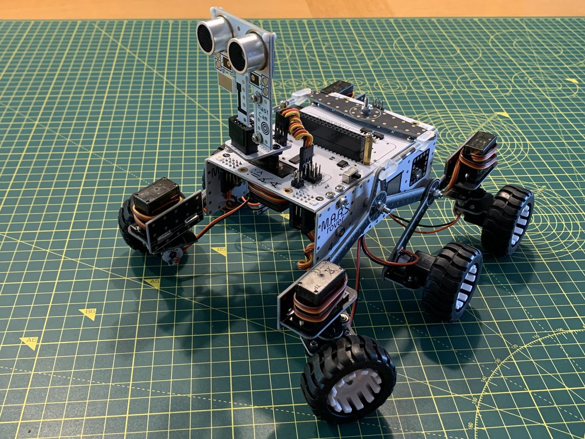 4tronix M.A.R.S. Rover getting ready for its photoshoot. shop.4tronix.co.uk/products/marsr…