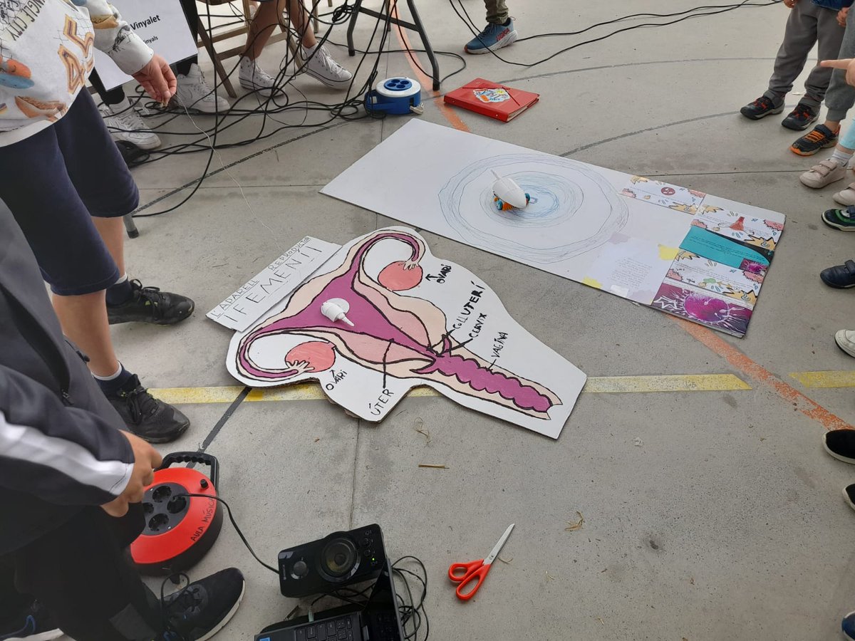 Escola Els Vinyals tweet media