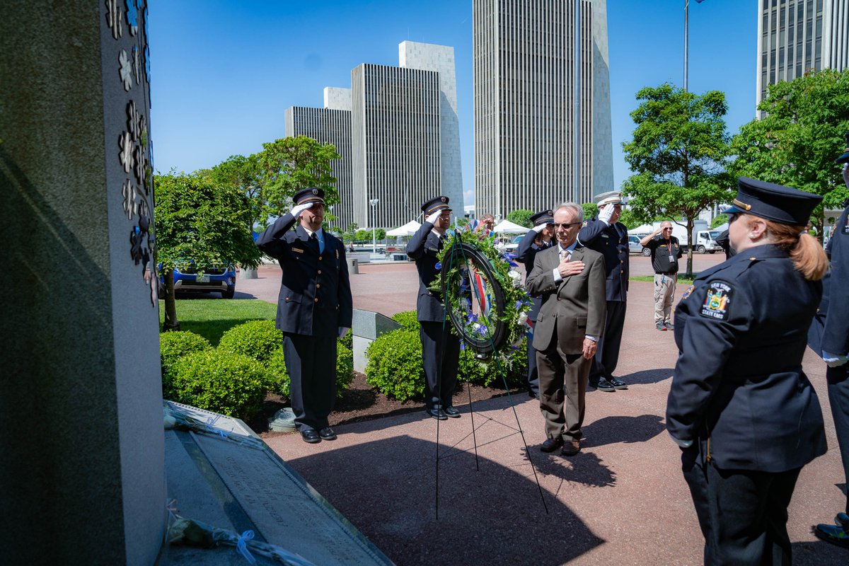 The Department today paid tribute to the men and women of New York State EMS who have made the ultimate sacrifice and given their life in the line of duty. #EMS #EMSMemorial