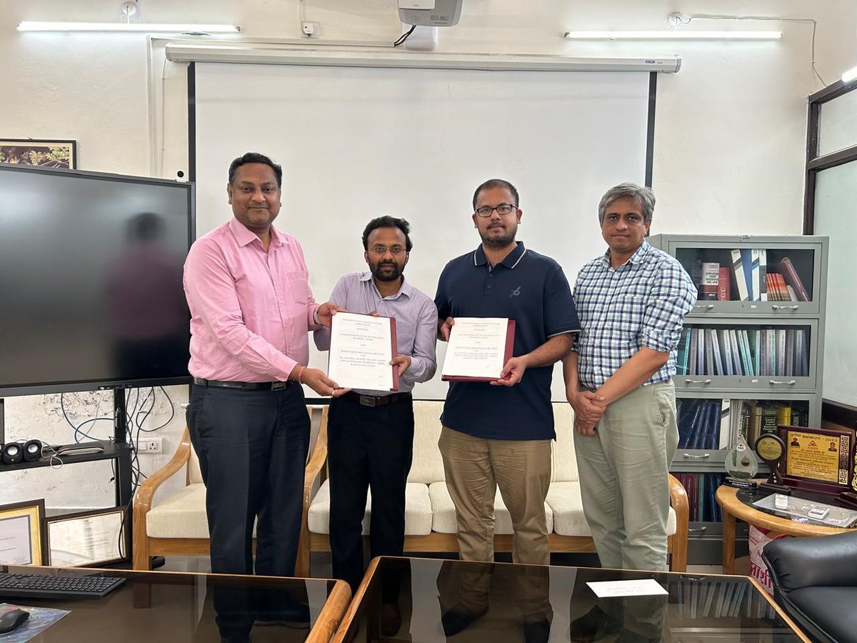 IIT Roorkee partners with Rapid Parts Solutions to transfer Prof. Basavarajappa's scalable balun filter tech. This compact RF solution highlights IIT Roorkee's commitment to bridging academia and industry, driving wireless innovation. #IITRoorkee #TechTransfer #WirelessInnovation