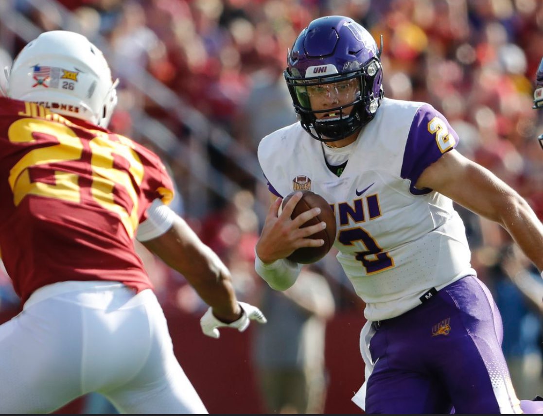 Blessed to have receive another offer from The University of Northern Iowa!!! @Coach_Tinsley10 @BrotherRiceFB @CoachQuedenfeld @CoachCano @DeepDishFB @EDGYTIM @LemmingReport @PrepRedzoneIL