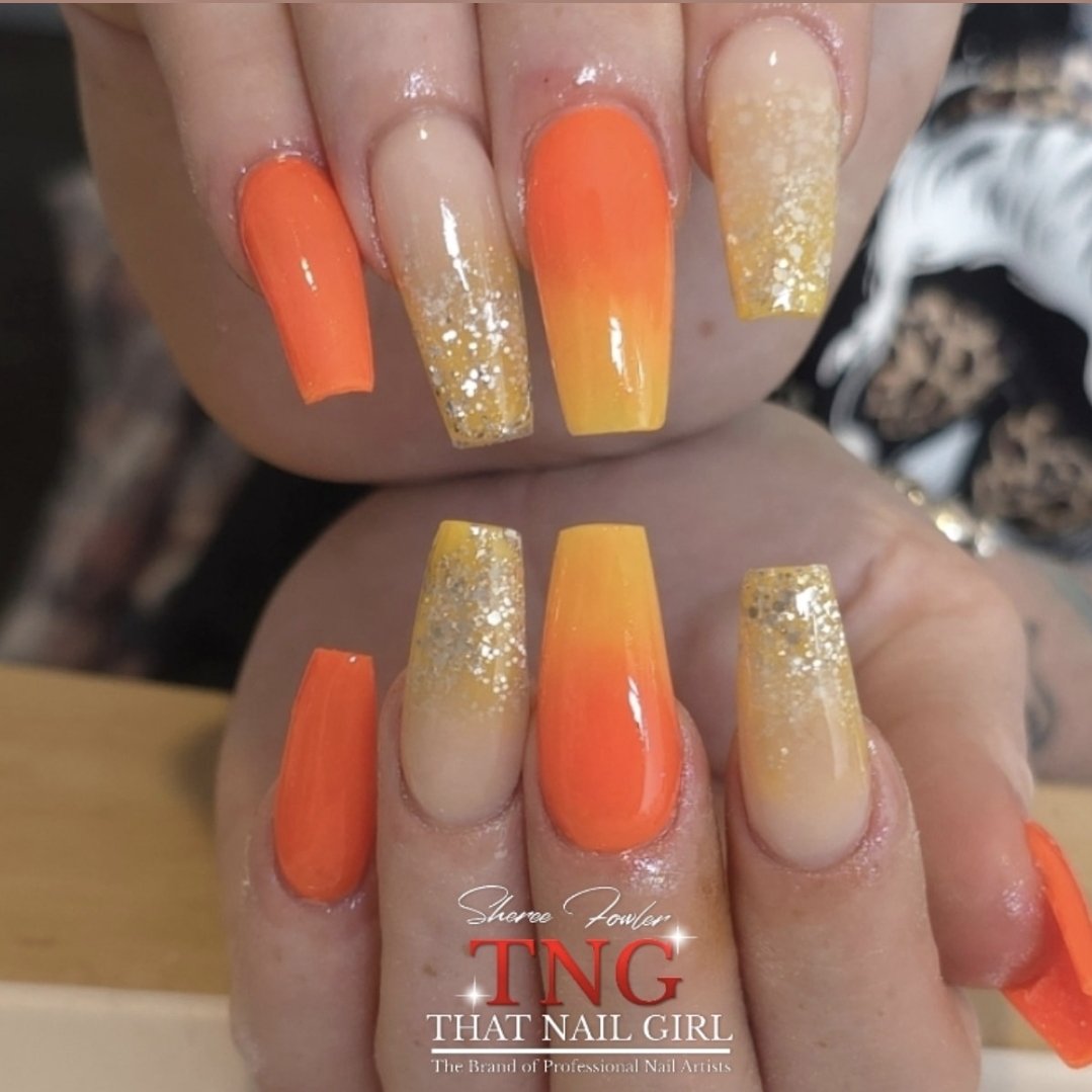 No these make me feel happy 😁 on @parkinemma89 
Products from:
🧡 @PureNailsUK
💛 @INKLondon
#thatnailgirlsheree #shereethatnailgirl #nailsindoncaster #doncastercity #doncasternails #doncasterisgreat #doncasterbusiness #doncasternailtech #doncastersalon #doncaster #nailtech