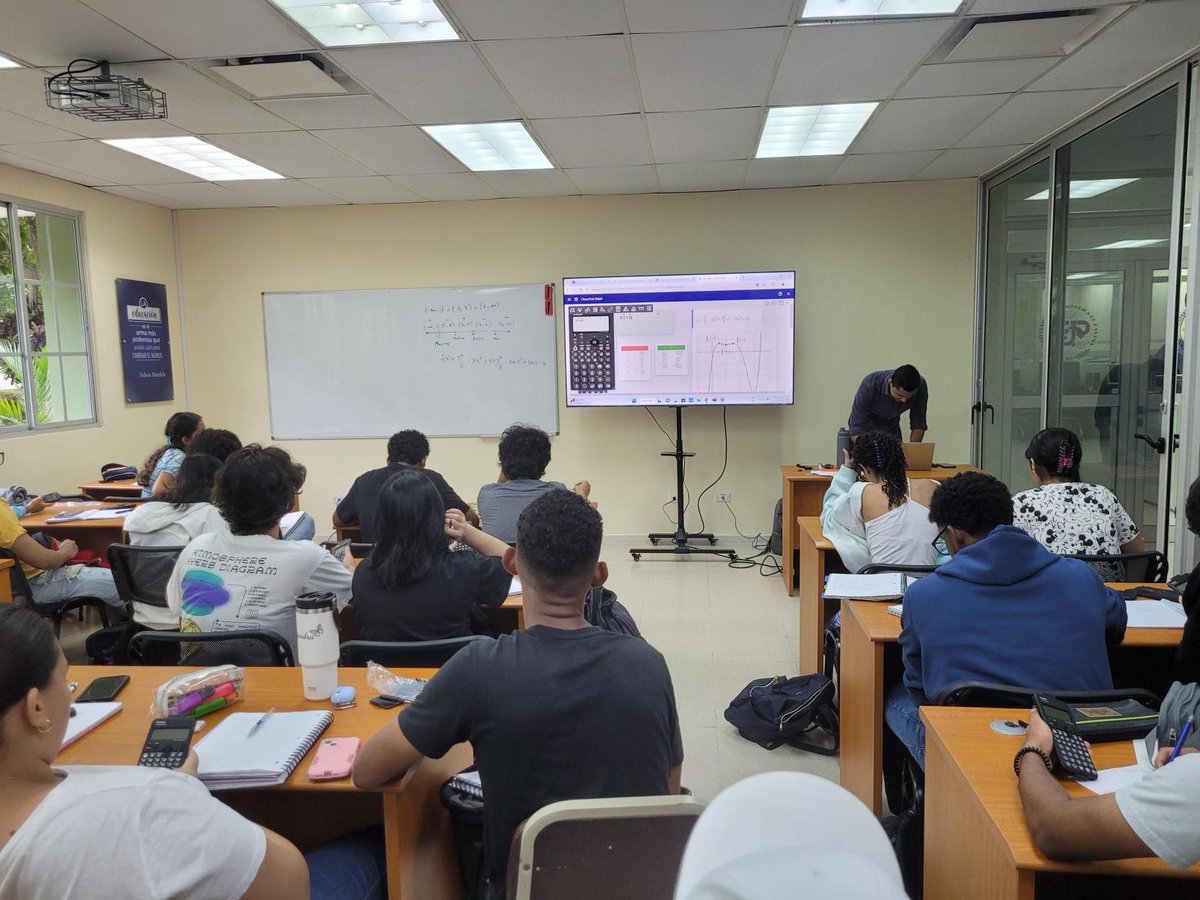 El lunes 20 de mayo de 2024, se realizó en el Aula Casio de la Facultad de Ciencias y Tecnología el Taller: Aplicaciones de la derivada dirigido por el Mgtr. Cesar Lasso S. a los estudiantes de primer año de la Licenciatura en Ingeniería Industrial. @utppanama @utpfii