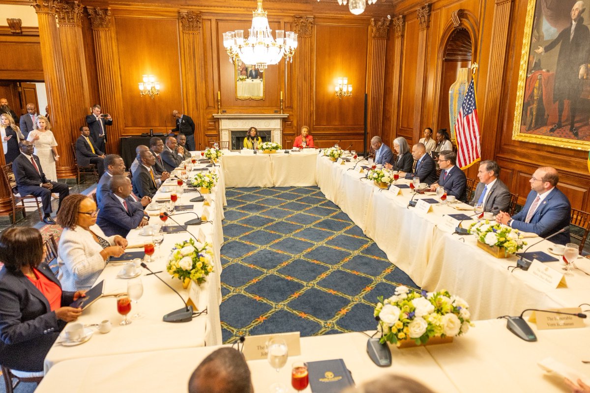 Kenya and the United States of America share common positions on global peace and stability. We look forward to stronger bonds and partnerships with the U.S. in resolving conflicts and tackling insecurity, especially in the Horn of Africa. Met the Speaker of the United States