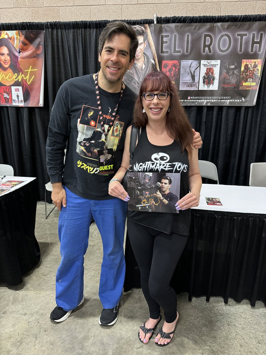 Loved meeting these 2 at @texasfrightmare #linshaye #eliroth #horrorcommunity