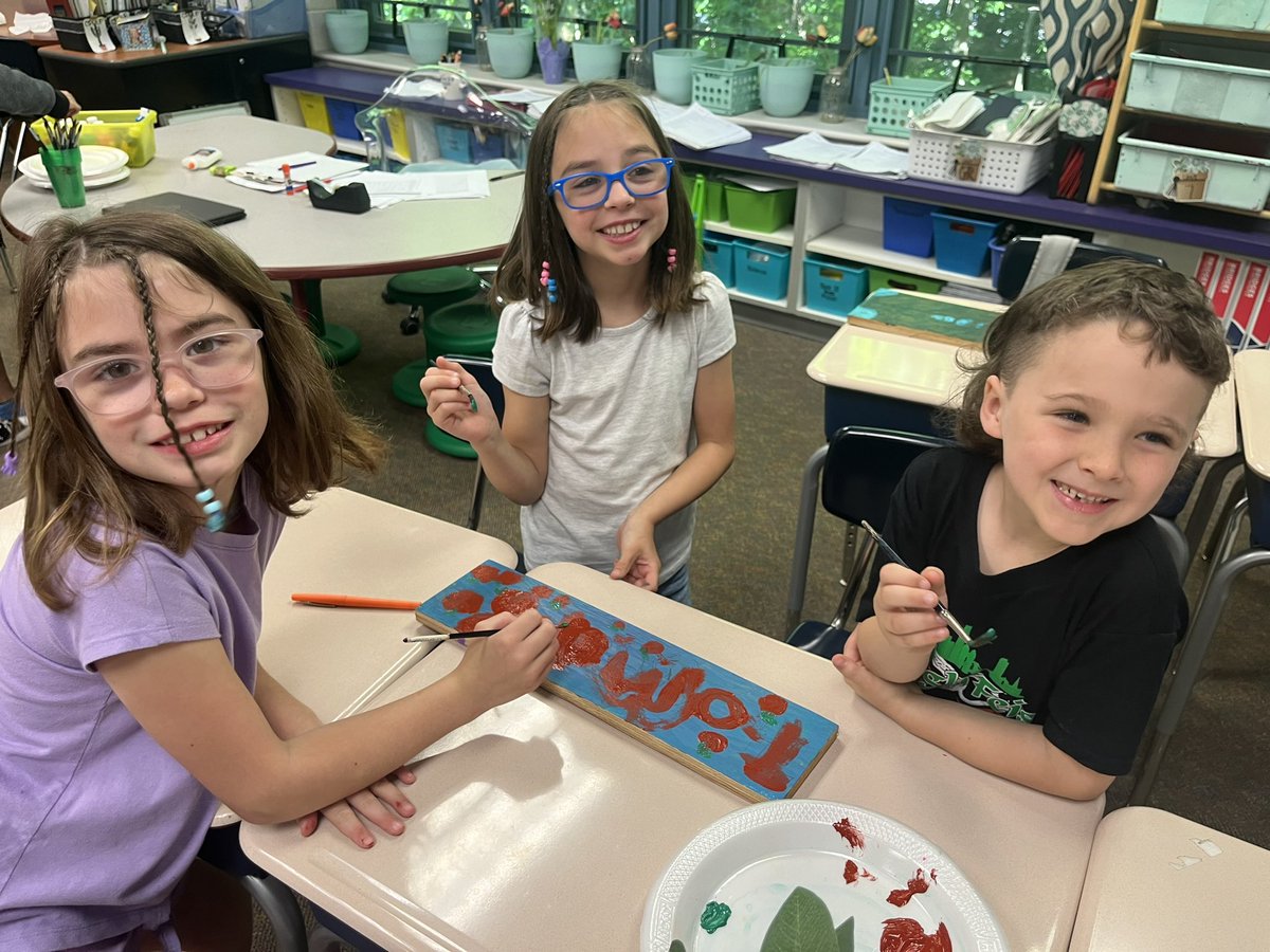 Mrs. Mongada tweet media