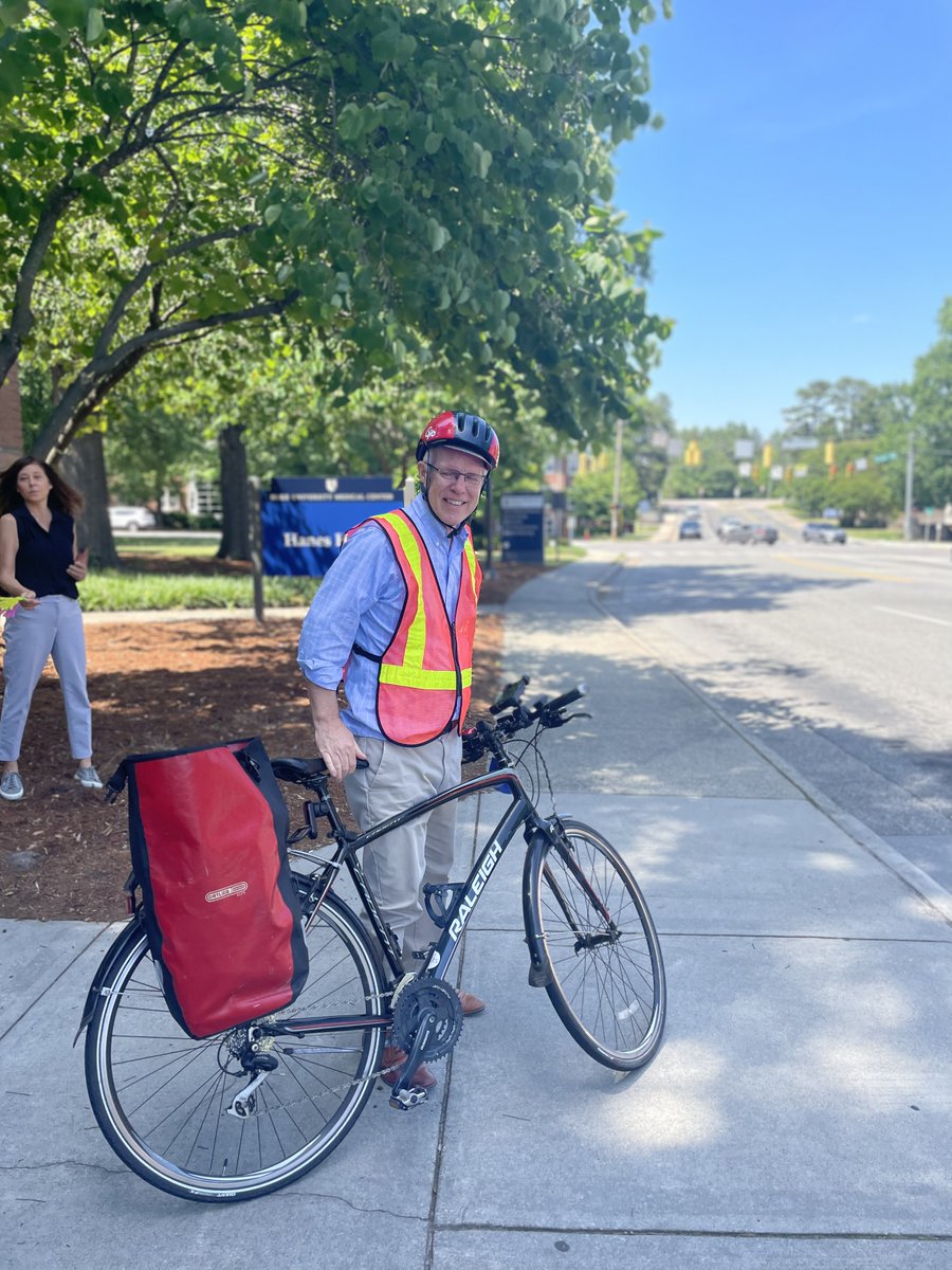 Duke_GI_'s tweet photo. π΄ββοΈ Today, we celebrate Dr. Carl Berg's ride into retirement! Thank you for your incredible contributions to Duke GI and for inspiring us all. Happy retirement, Dr. Berg! π #DukeGI #Retirement #GIHealth https://t.co/Db83edSSku