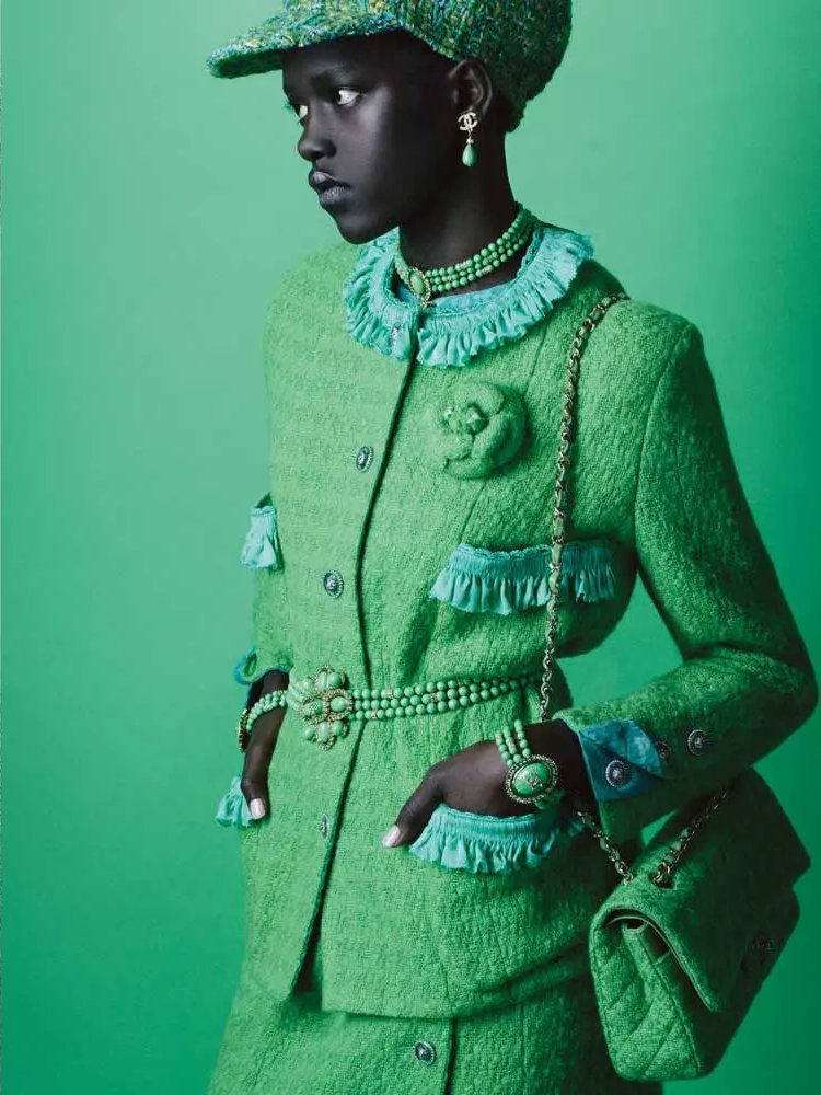 kendam_com's tweet image. Chanel Métiers d'Art 2024-25 Campaign shot by Mikael Jansson kendam.com/news/campaigns…

#Chanel #PreFall2024 #Campaigns #Fashion #Kendam