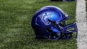 #AGTG After a great talk with @GlennTFordJr1 I am blessed to receive an offer from Georgia State University 🔵⚪️ #LightItBlue @MacCorleone74 @CoachT_Rob @PrepRedzoneMS @SBLiveMS @bshields0244 @MCJags_Football @GeorgiaStateFB