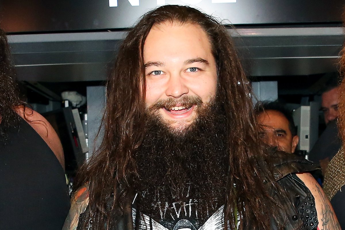 Shit tomorrow I will see all the Hana Kimura and Bray Wyatt stuff tomorrow 😭😭😭😭#RIPHanaKimura #RIPBrayWyatt