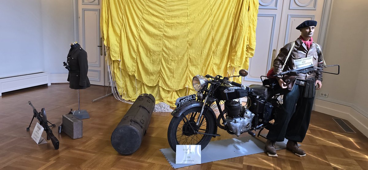 Présentation du livret pédagogique réalisé avec des élèves de 11 classes de collèges, dans le cadre du parcours de mémoire « Libération de la Haute-Vienne 1944 ».