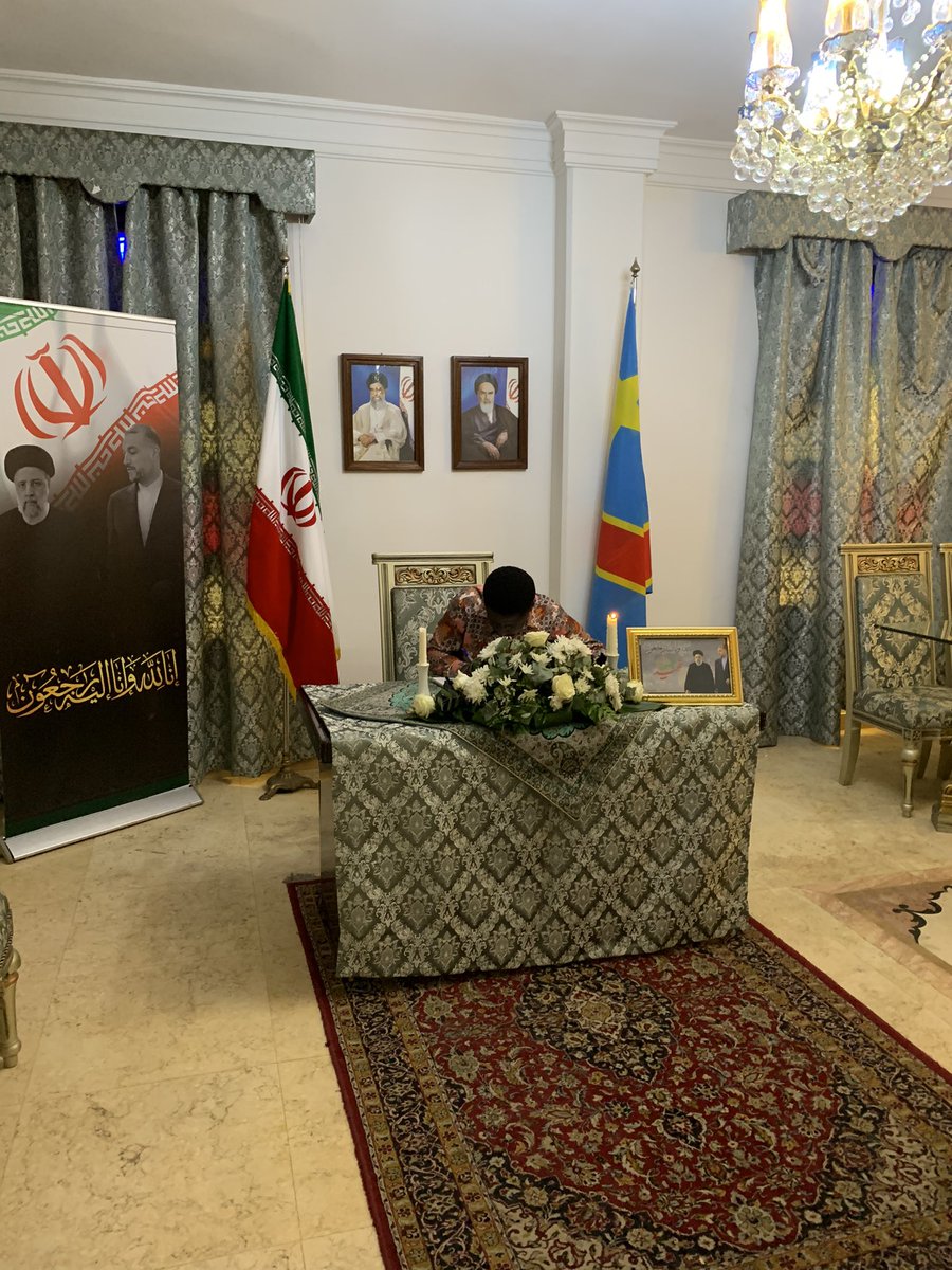 MastaDrc's tweet photo. Ns exprimons notre profonde tristesse suite au tragique accident qui a coûté la vie à SEM Ibrahim Raïssi, Président de la R.I d’Iran, ainsi qu’a son Ministre des Affaires Etrangères. Nous tenons à rendre hommage à ce grd leader, qui a consacré sa vie à la défense de son peuple. https://t.co/q5AC4OzrdH