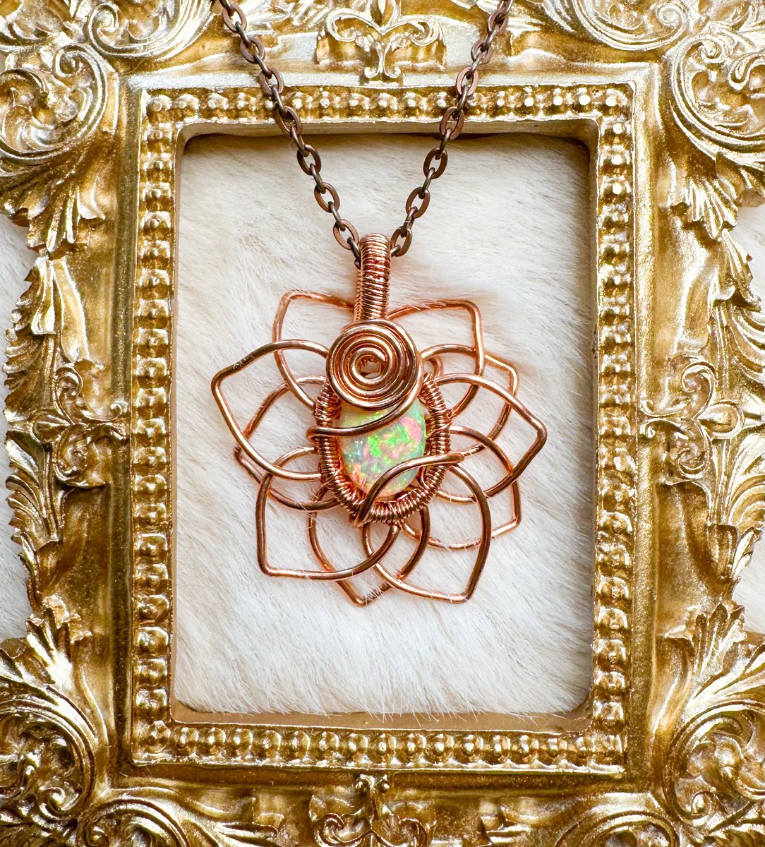 confetti opal sunflower necklace 🌻🌈

apart of my “forest air” collection coming Friday May 24th at 8pm eastern time <3