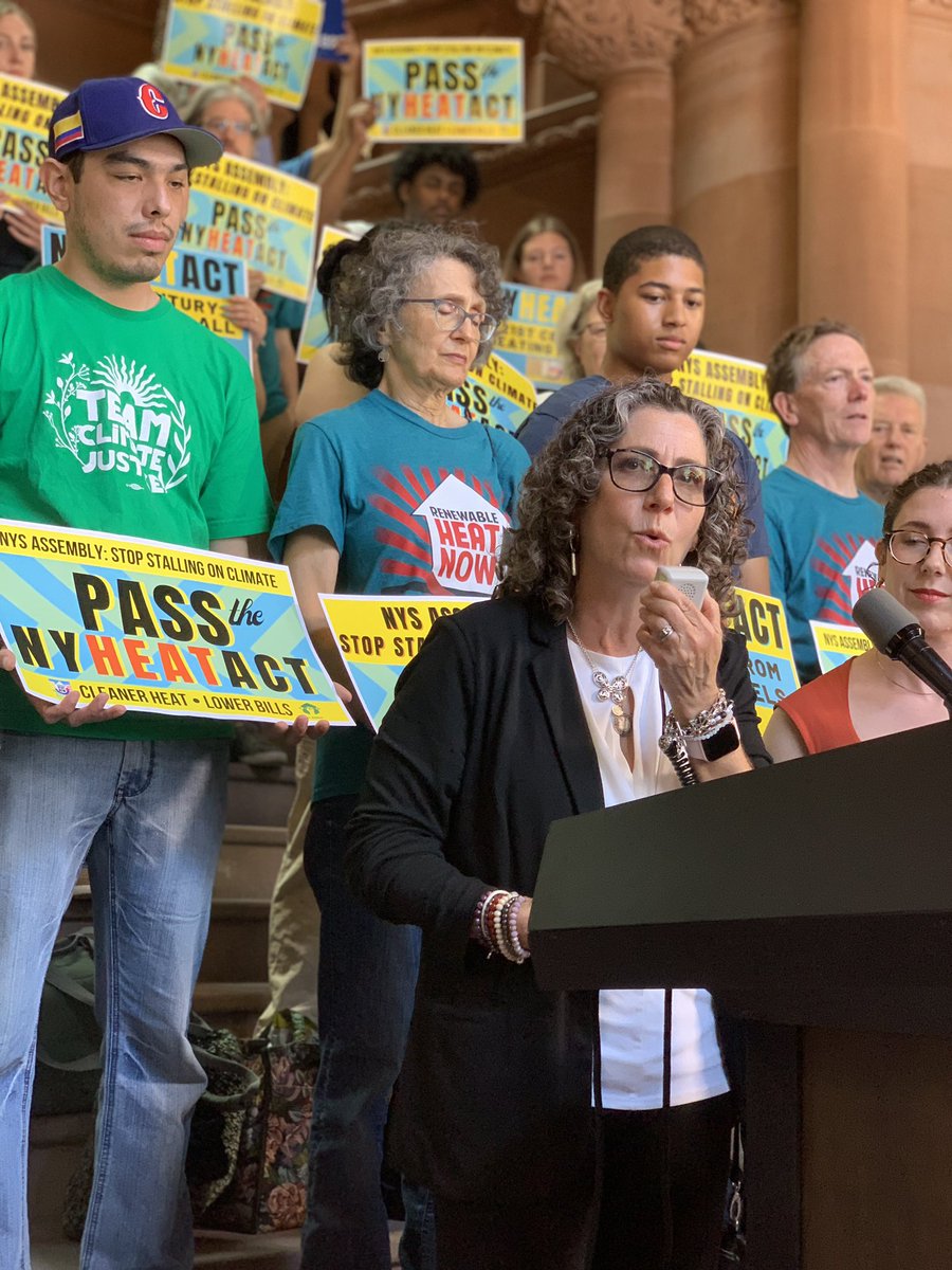 NY Renews tweet media