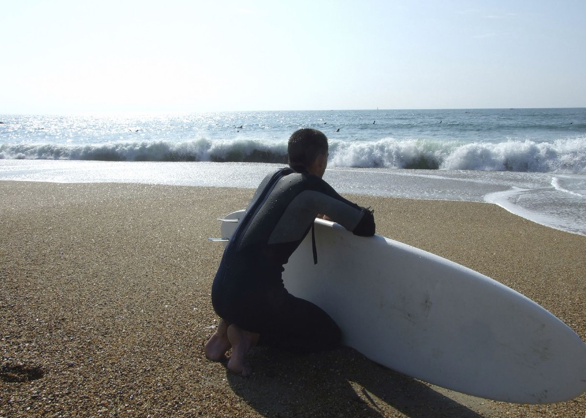 AzarWins's tweet photo. This is my life..🏄🏻‍♂️ https://t.co/4e2lsoyetF