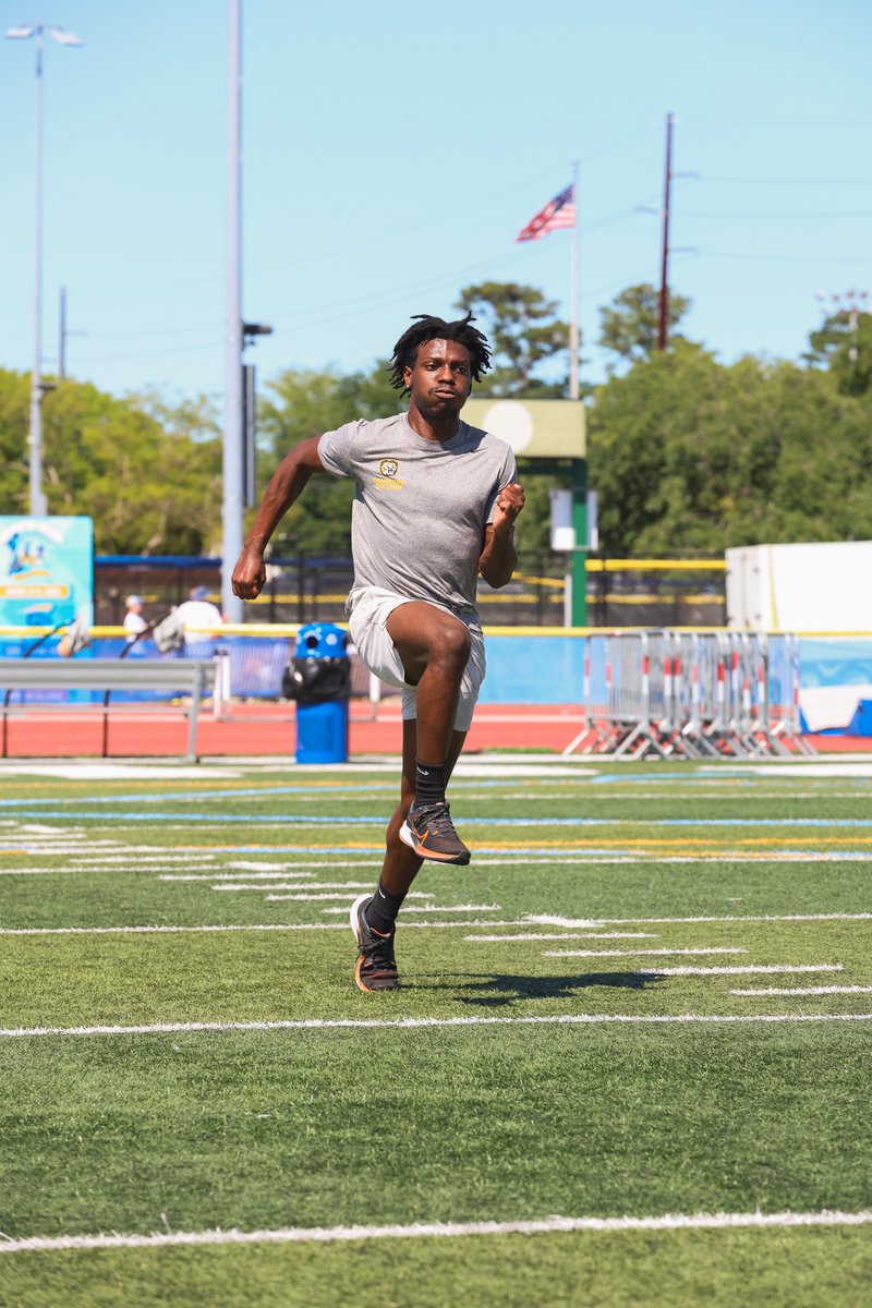 | T&F | Natty prep☀️😎 #CCTigers