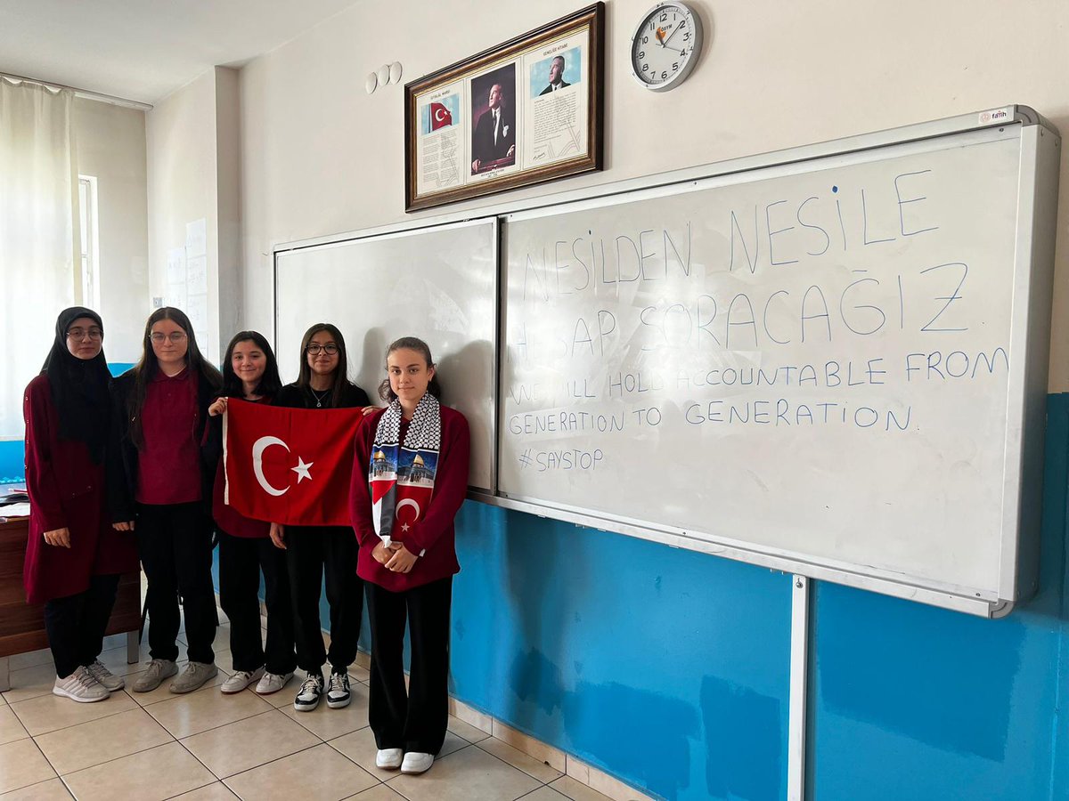 Hasanugurlu0's tweet photo. 🇹🇷🇵🇸
#WriteToBoardForPalestine
#SayStop https://t.co/fEnICm221N