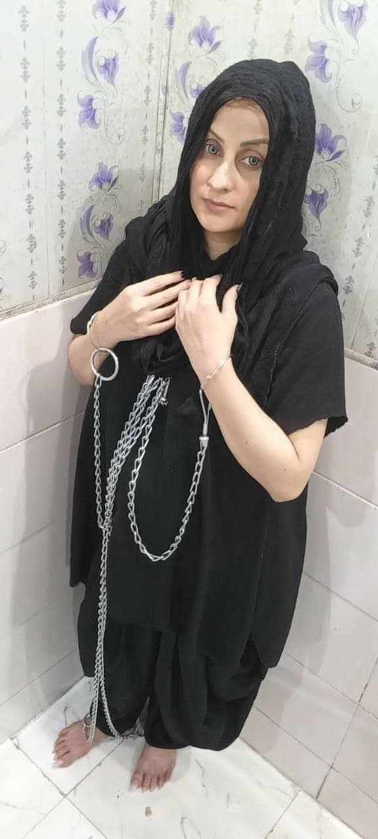 هلا رجعتلكو بعد غياب انا كلبه دعاء المنقبه الان فى مصر