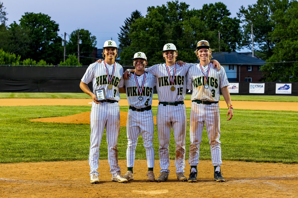 Congrats to all the players selected to the 61st District All Tournament Team! @caleb_cooper9 (MVP) @jandrewingles @ChanceFurnish @Hayden__Mains