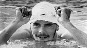 British Olympic swimming champion David Wilkie has died at the age of 70. The Scot won 200m breaststroke gold in Montreal in 1976, as well as two Olympic silver medals and three world titles. bbc.co.uk/sport/swimming…