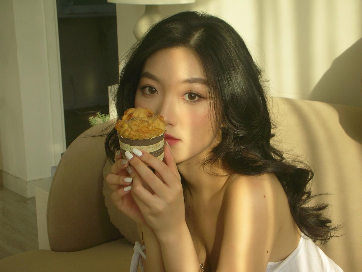 In awe of the stunning beauty that nature effortlessly displays. #InAwe #NatureElegance