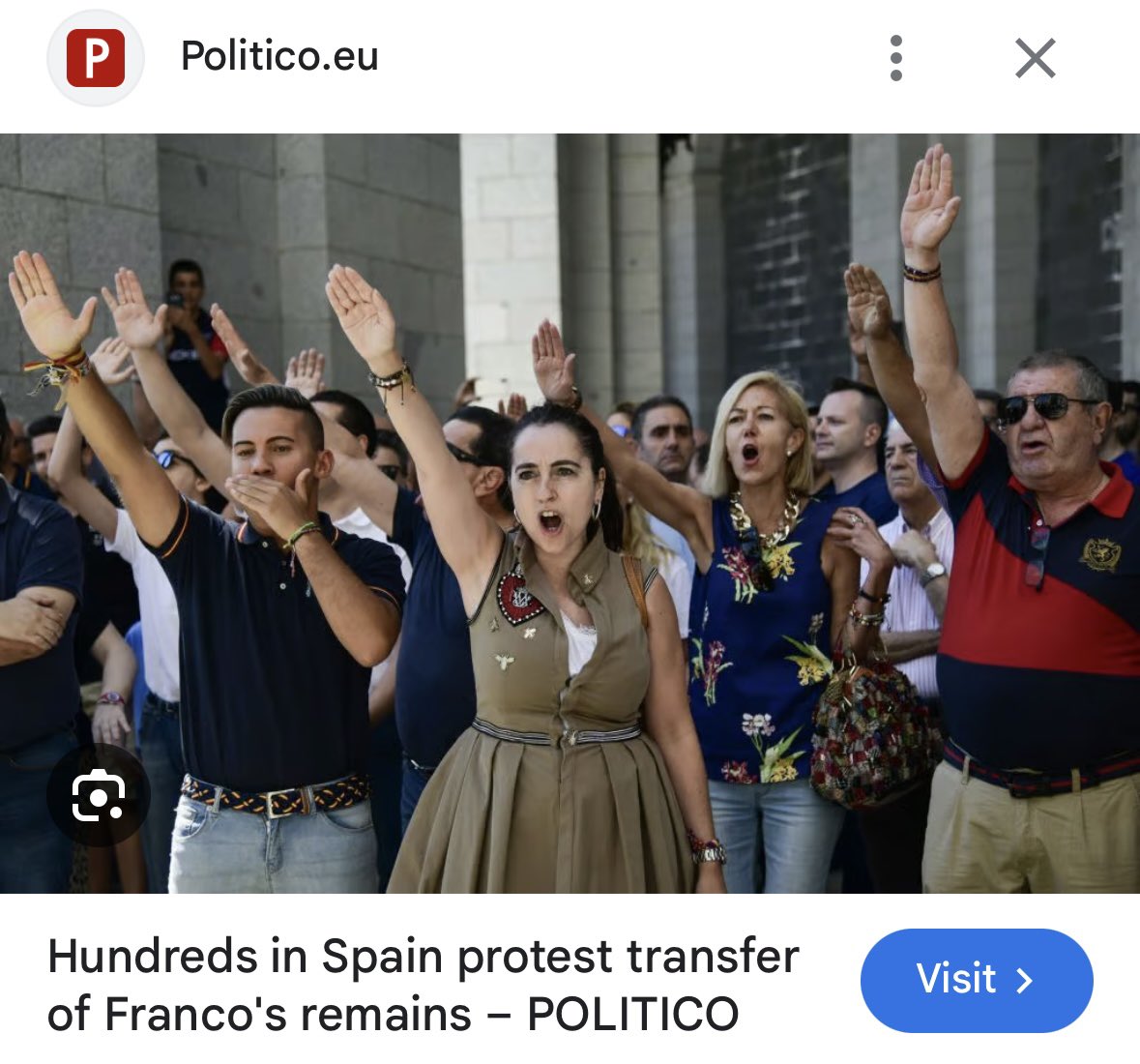 MAGA influencers like Jack Posobiec and associates of the Claremont Institute expressly glorify Francisco Franco, a deceased murderous dictator who built concentration camps & was supported by Hitler. This is how Franco enthusiasts show their appreciation of Franco in Spain. 1/