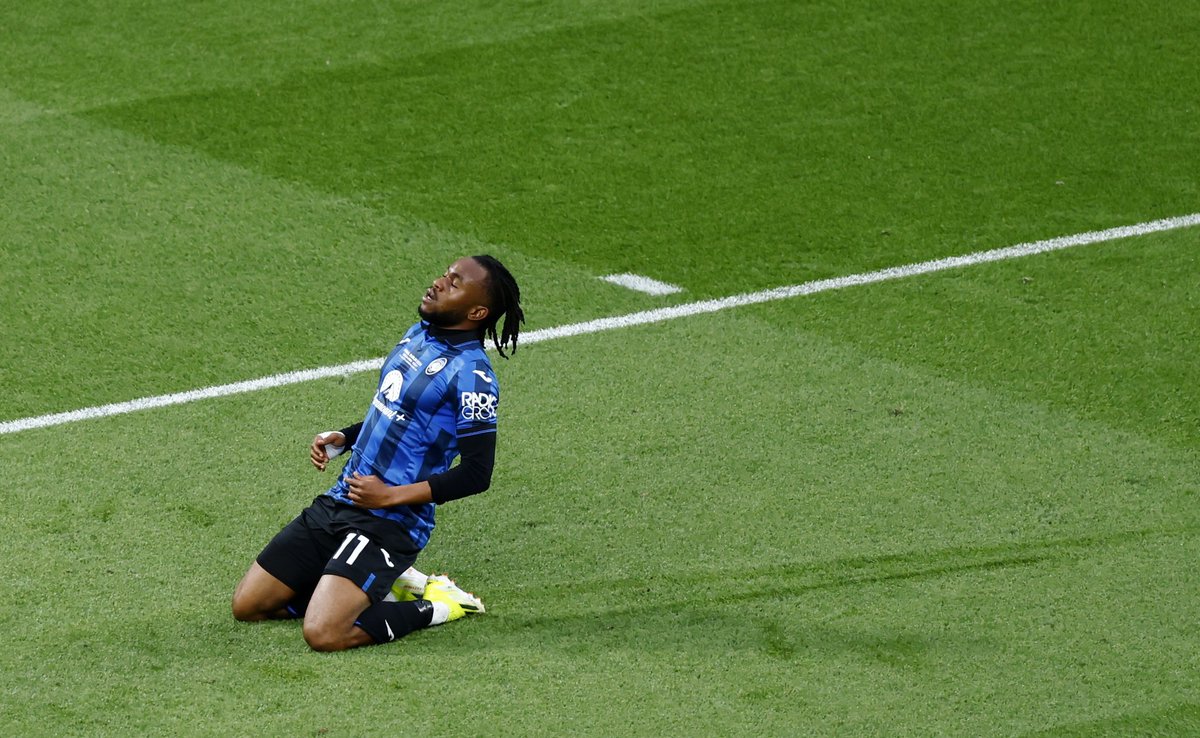 ⏰ 88' Lookman se está llevando el balón a casa... Y el Invicto del Leverkusen Atalanta 3 Leverkusen 0 #UELFinal