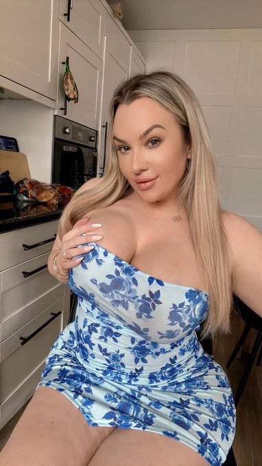 Getting 🥵 in here  https://t.co/wczP1KRI8z https://t.co/yRyK4mKQzm