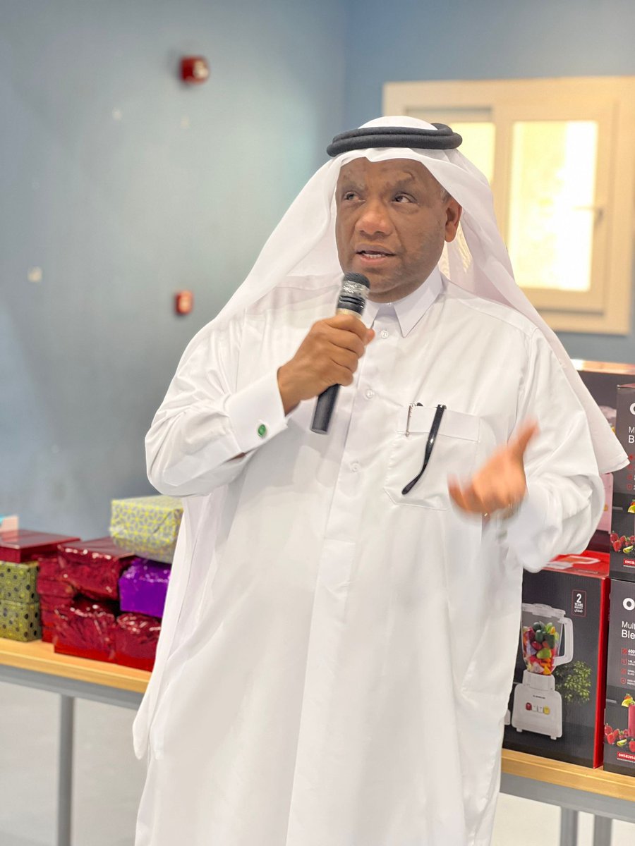 ummalqorapsb's tweet photo. كلمة الفاضل مدير المدرسة أ. خميس المهندي وشكر المعلمين والإداريين ��لى آدائهم المتميز خلال العام الدراسي
اليوم الأربعاء ٢٢-٥-٢٠٢٤م https://t.co/3yAq6xuPjU