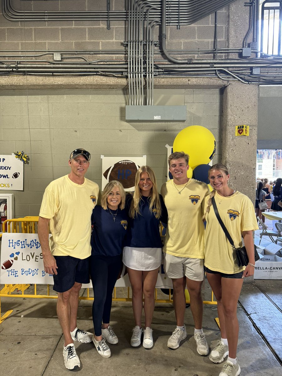 BraydenSchager's tweet photo. Thanks to everyone who helped my family and me make our 7th annual HP Buddy Bowl so awesome for our special athletes! https://t.co/TknLncPPZX