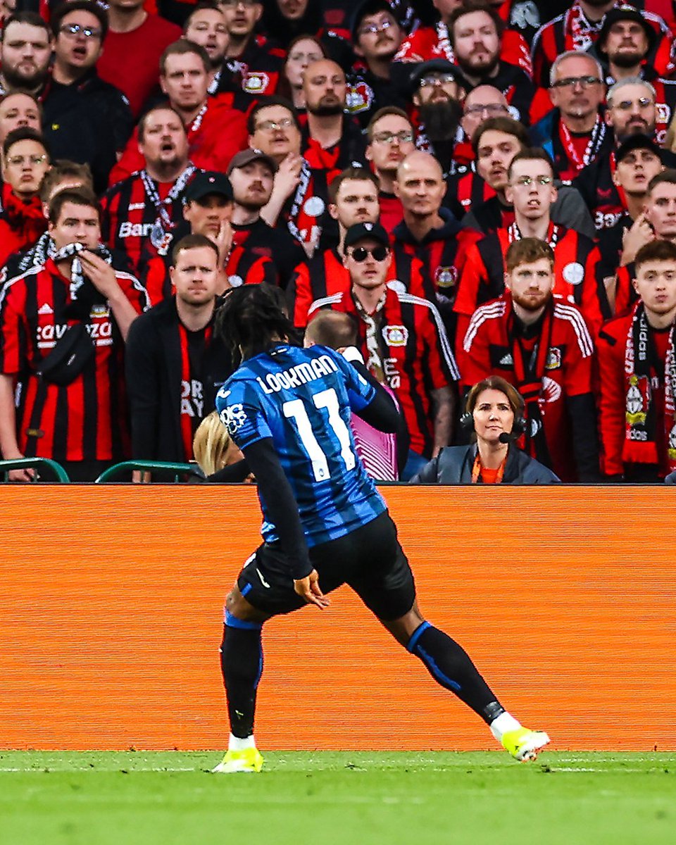 FredChetachi's tweet photo. Hatrick for lookman, Europa cup winner https://t.co/zb8DKyx4If