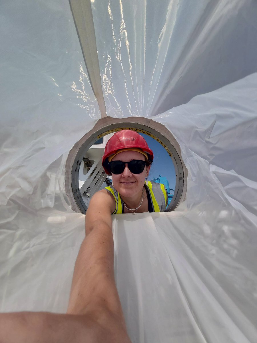 eloisesavineau's tweet photo. Excited to be joining the @biocarbon_nerc #DY180 cruise as part of the @UniofExeter zooplankton team.
If you ever wondered what zooplankton see when in bongo net, look no further! Only 5 days to go till I get to see some ocean critters 👀 https://t.co/aIAtuh32fU