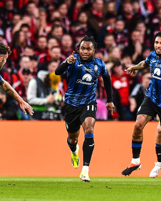 Bayer Leverkusen in all competitions this season:

WWWWDWWWWWWWWWWWWWWDWDWWWWWDWWWWWWDWWWWWWWWDDDWWDWW𝗟.

L is for Lookman.