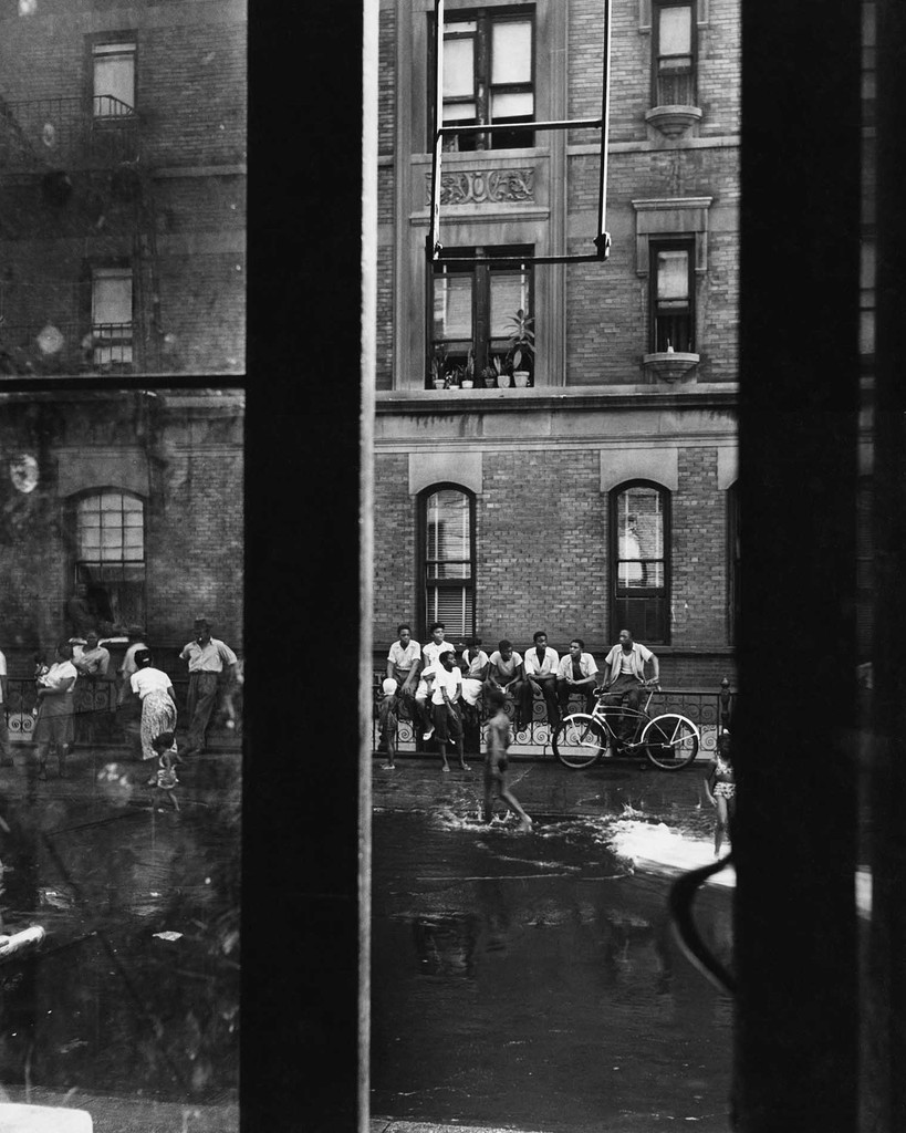 Untitled, Harlem, New York, 1948⁠ .⁠ .⁠ .⁠ #blackculture #blacklove #blackisbeautiful #socialjustice #freedom #endinjustice #speakup #speakout #blacklivesmatter #blm