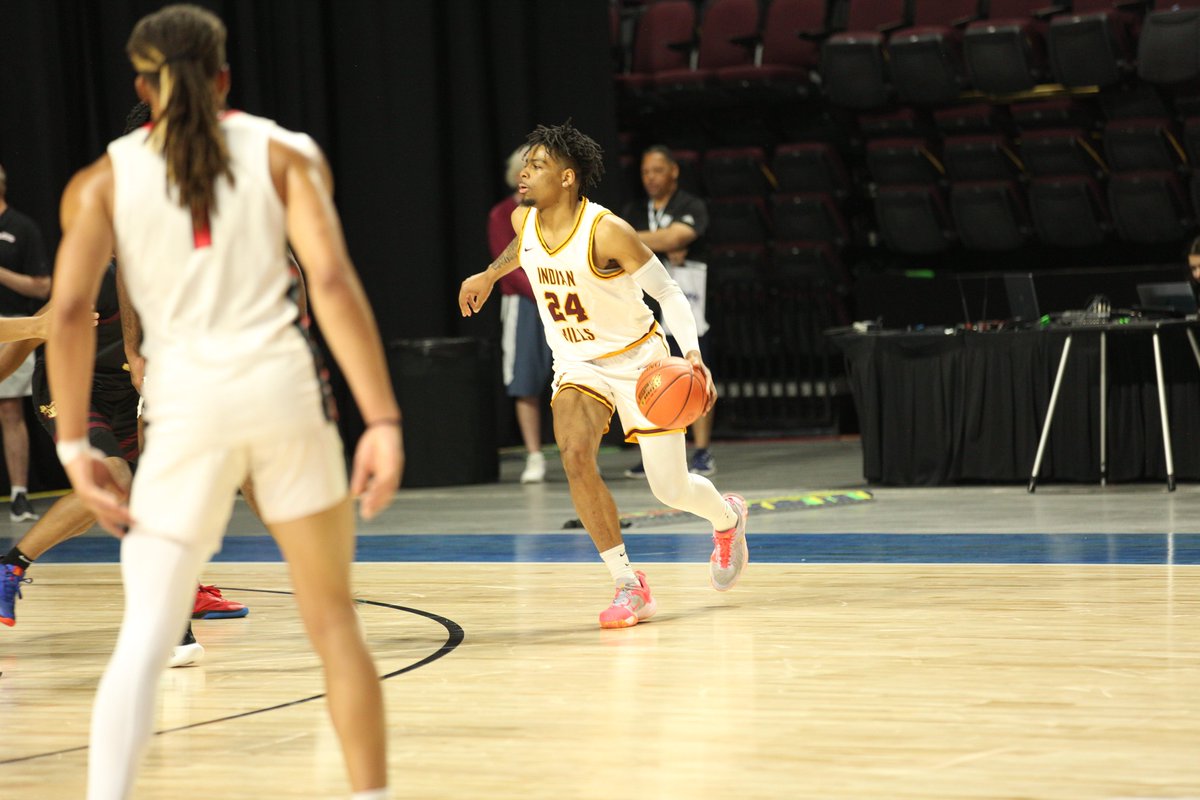 2024 NJCAA ALL-STAR GAME 🏀
PHOTOS 📸

Check out these action shots from the 2024 All-Star Game! 

The North defeated the South 123-117 in Las Vegas last Saturday. Rewatch the Game, link below! 

🔗bit.ly/4bB66PF
For more visit jcbca.com 
#NJCAABasketball🏀