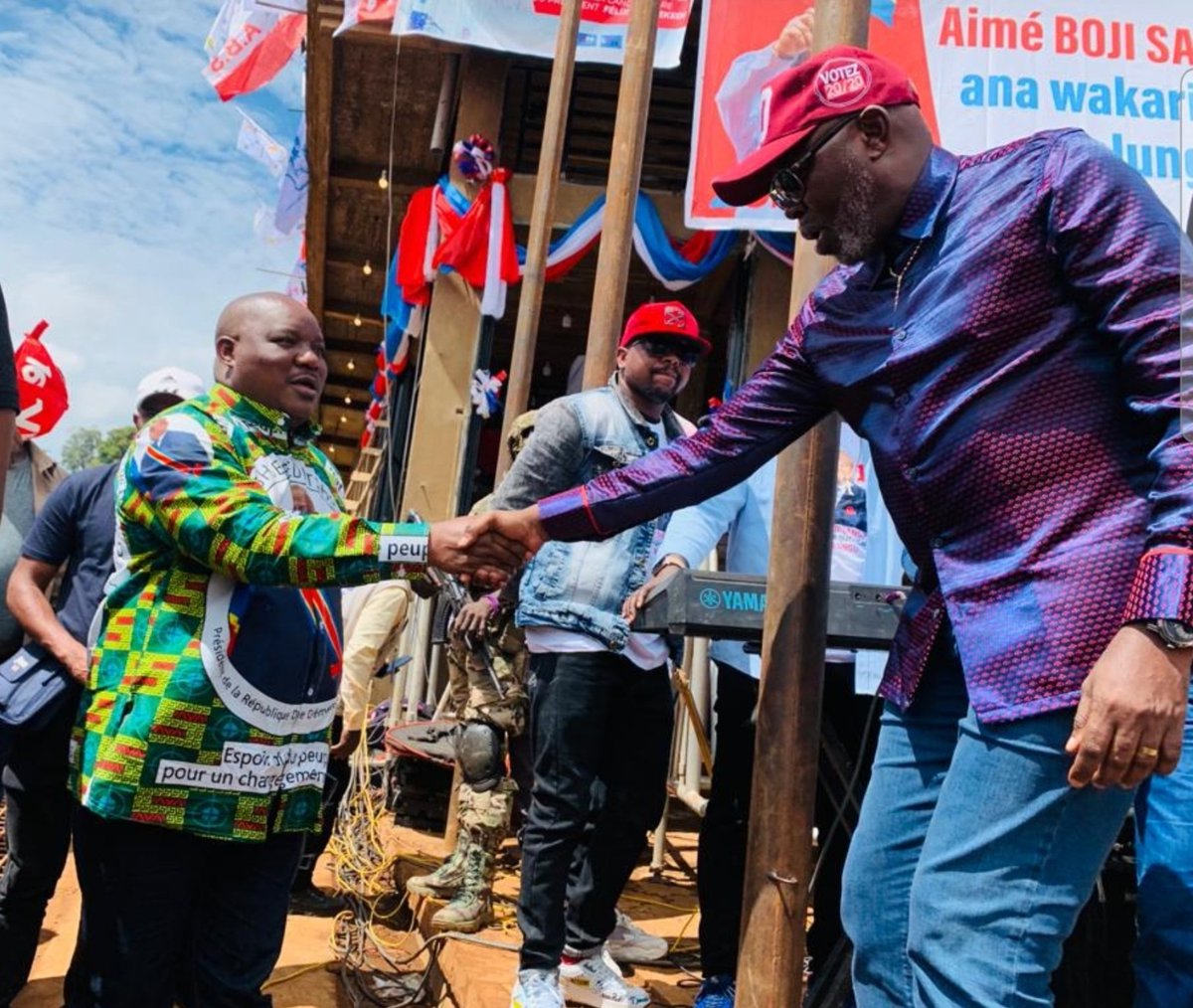 Je salue l'élection de l'Honorable Professeur Vital KAMERHE comme Président de l'Assemblée nationale de la RD Congo. Une valeur sûre pour le pouvoir législatif et le Chef de l'État Félix TSHISEKEDI. Félicitations, Mwalimu! @fatshi13 @VitalKamerhe1 @AugustinKabuyaT