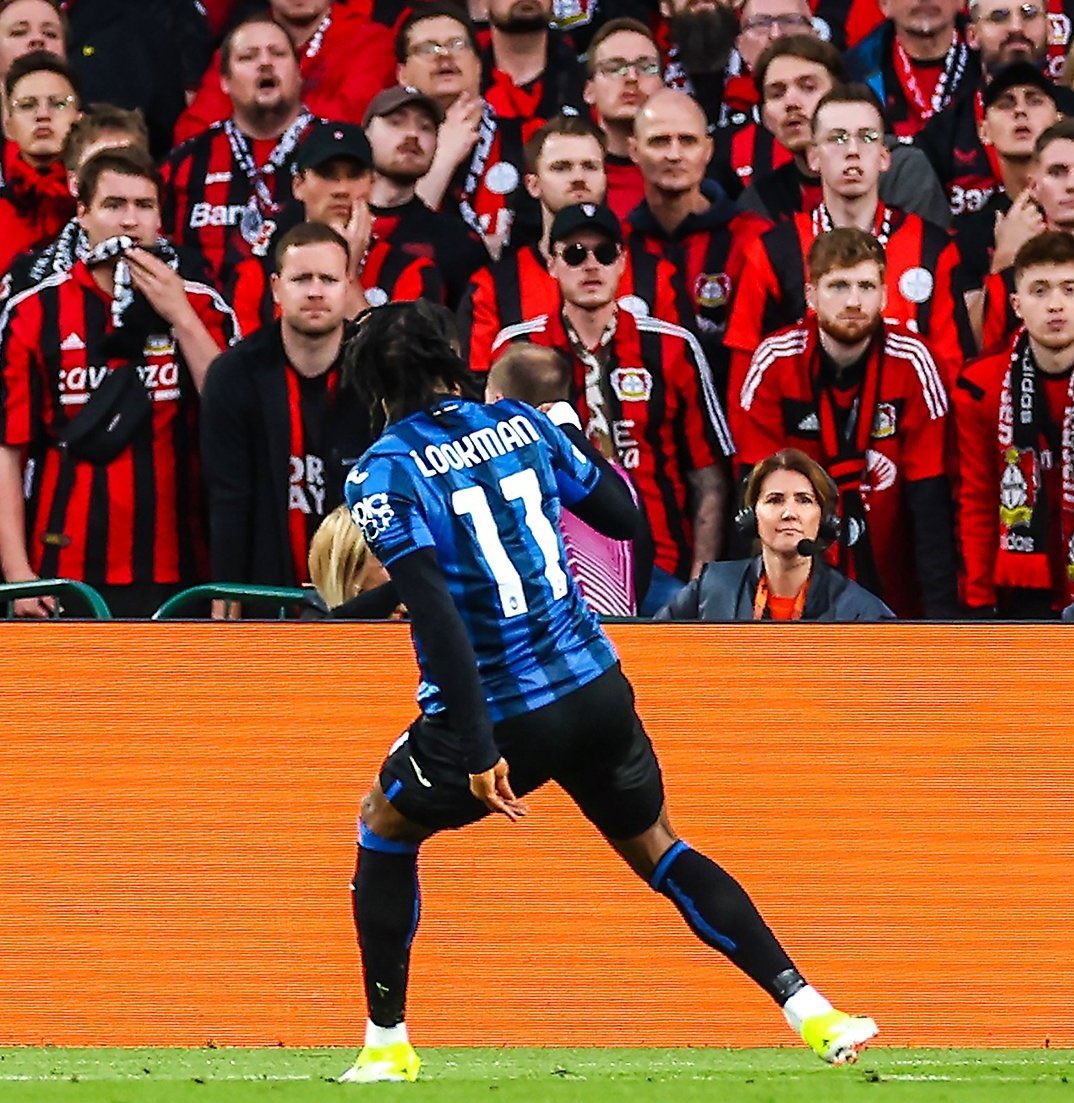 LOOKman vs. Bayer NEVERLOSEN 3:0 
Zakończona seria bez porażki i to w finale #UEL #UELFinal 😲😵‍💫